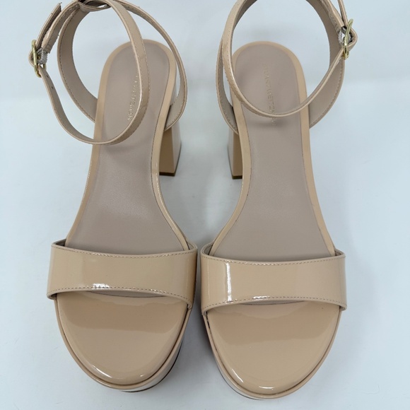 New Stuart Weitzman Gala Patent Leather Sandals Golden Beige Sz 10 - Picture 11 of 14